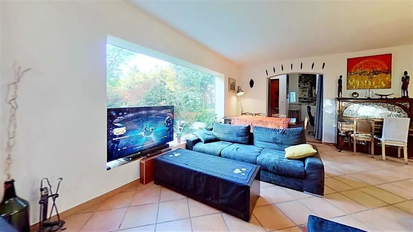 Casa-Villa Amanda Mimet 0*,  Frankreich